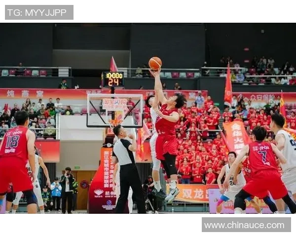 杭州排球队配合问题引发热议球迷与专家各执己见